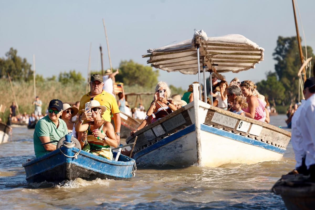 Homenaje al Cristo de la Salud en el 50 aniversario de su romería por l'Albufera