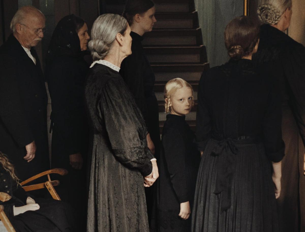 Una escena de ‘Sound of Falling’ (‘In die Sonne schauen’)