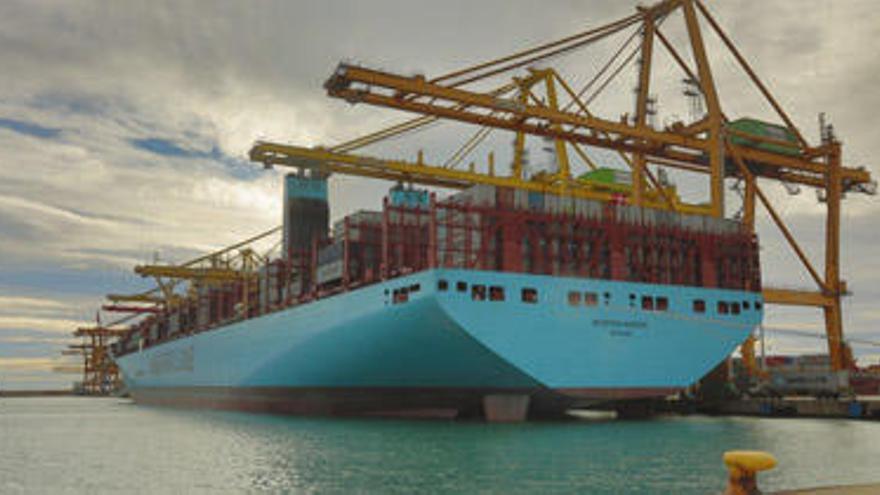 El tirón comercial de India y EE UU impulsa las escalas de las navieras en Valencia