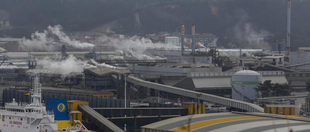 Instalaciones de Asturiana de Zinc.