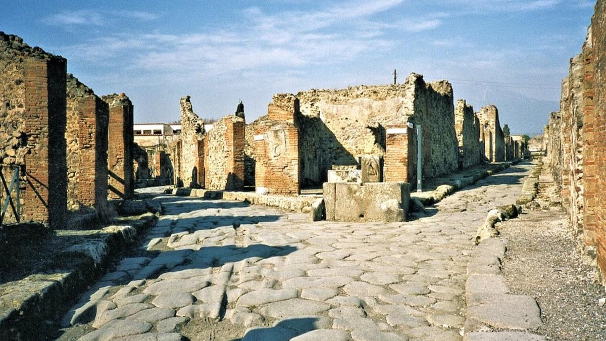 Imagen de las ruinas de la ciudad de Pompeya, destruida por la erupción del Vesubio un 24 de agosto.