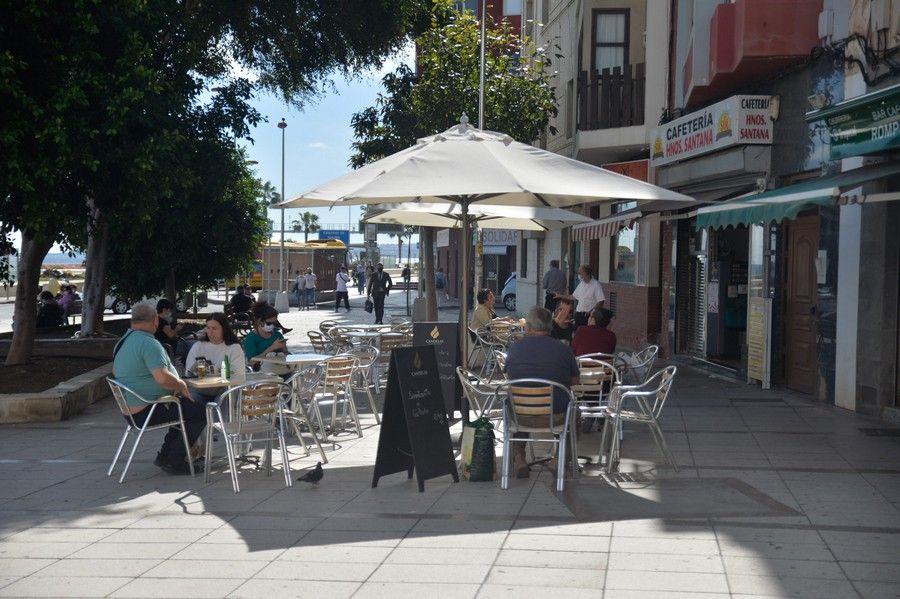 Bares y cafeterías en Vegueta afrontan la pérdida de clientela