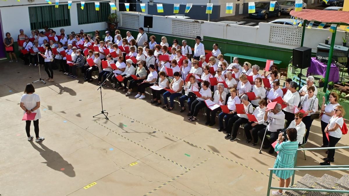 Inauguración del curso en el Centro de Educación para Adultos de Santa Lucía de Tirajana.