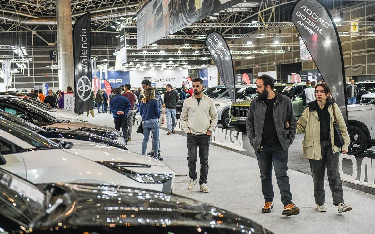 Vehículos en la Feria del Automóvil