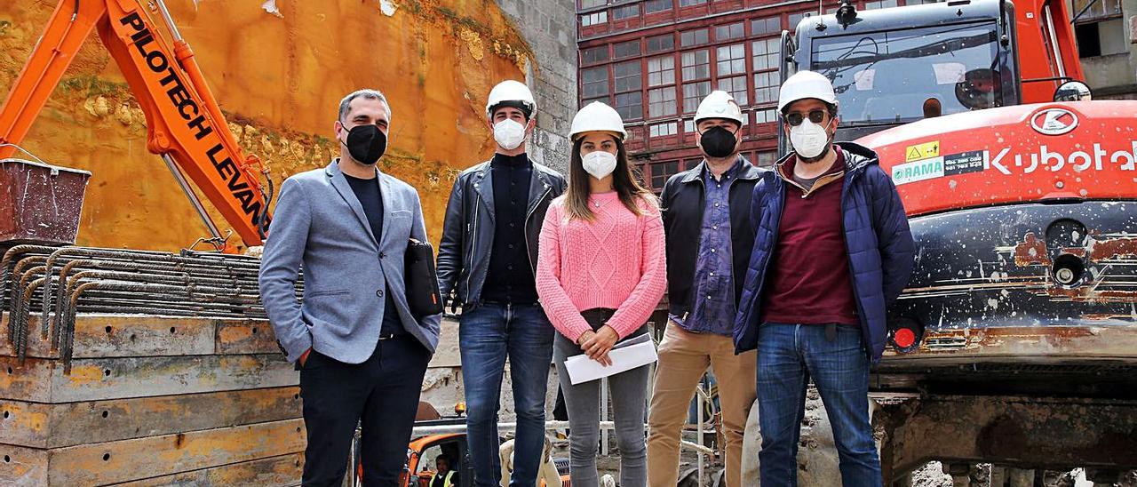 Técnicos y cooperativistas que participan del proyecto residencial de García Olloqui.