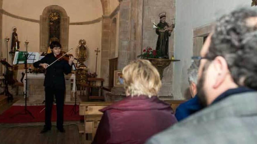 Manzaneda pone el broche al ciclo de conciertos de Navidad