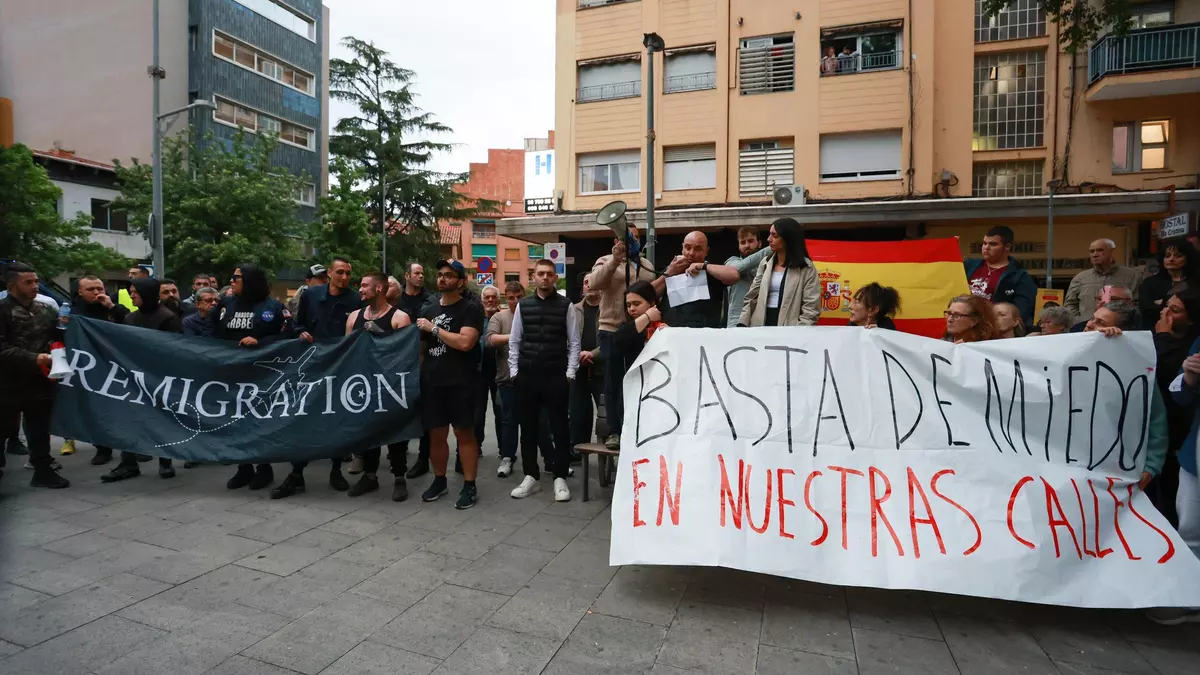 Así fue la manifestación ultra de Mataró a la que asistió el detenido por llamar a "una cacería" de magrebíes en Torre Pacheco