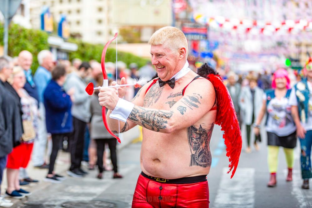 Más de 35.000 personas participan en una gran fiesta de disfraces que se celebra cada año el jueves siguiente a las Fiestas Mayores Patronales