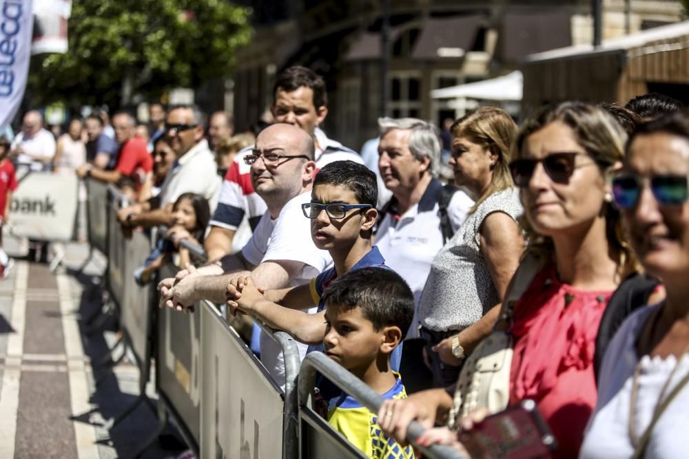 Partido de exhibición del Torneo Dionisio Nespral entre Pablo Carreño y Albert Montañés en el Paseo de Begoña