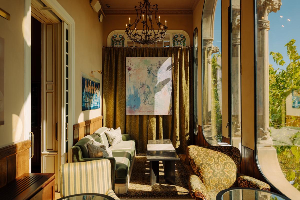 Así ha quedado el nuevo hotel Barcelona Pool House en el Tibidabo