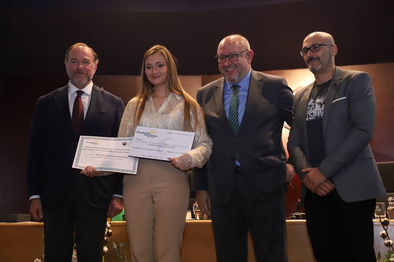 VI Premios de la Fundación Caja Rural del Sur a los mejores expedientes de Grado de la UCO, en imágenes