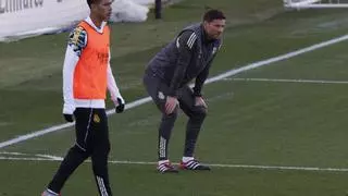 Xabi Alonso asume la montaña rusa emocional del Madrid: "Sé dónde estoy, necesitamos autocrítica, no fustigarnos"