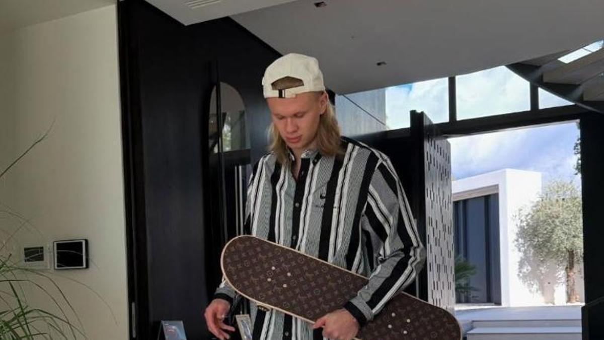 Así es la enorme mansión que Erling Haaland tiene en una de las urbanizaciones más exclusivas de Marbella: 2.000 metros cuadrados con gimnasio, piscina y las mejores vistas de la costa