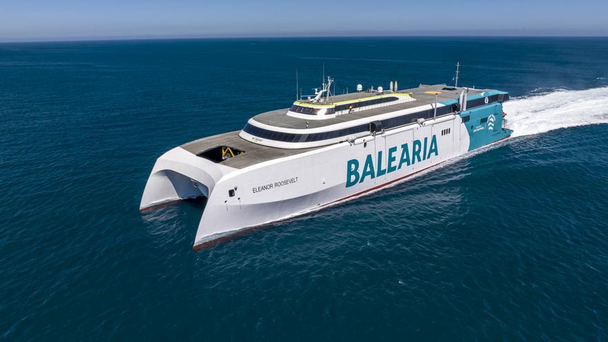 Baleària prevé dejar de emitir casi 80.000 toneladas de CO2 hasta finales de año gracias al consumo de gas natural