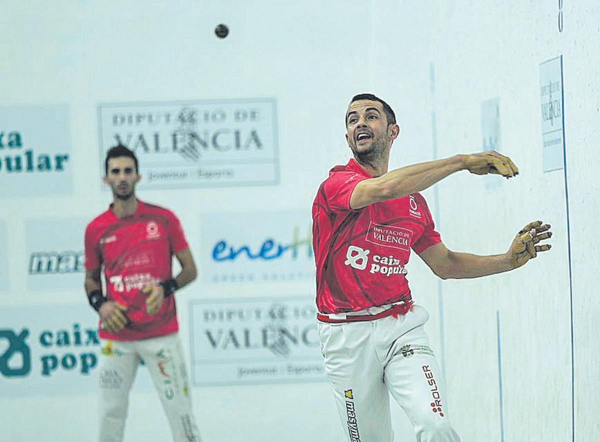 Marc i Pere arribaven com a invictes i amb l’experiència d’haver guanyat als almussafencs en dues ocasions a la fase regular.