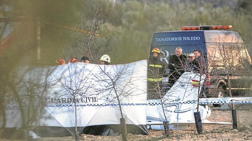 2 muertos al estrellarse una avioneta en toledo