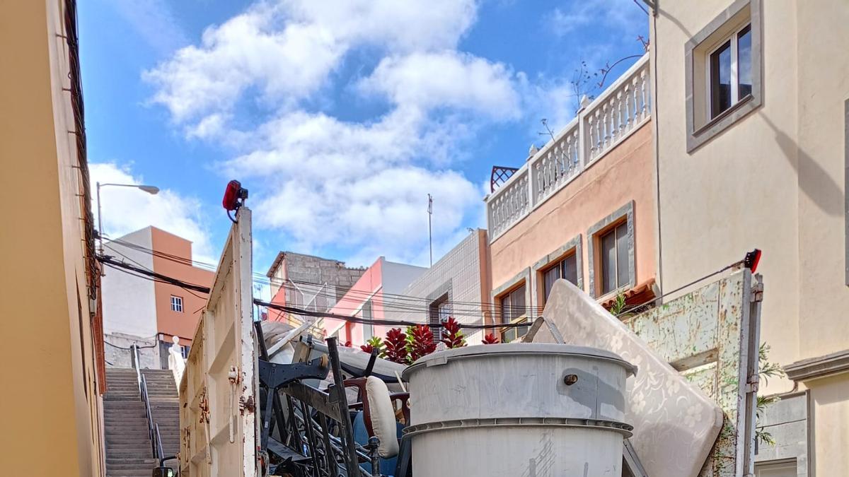 Imagen de archivo del servicio de acopio de trastos y escombros.