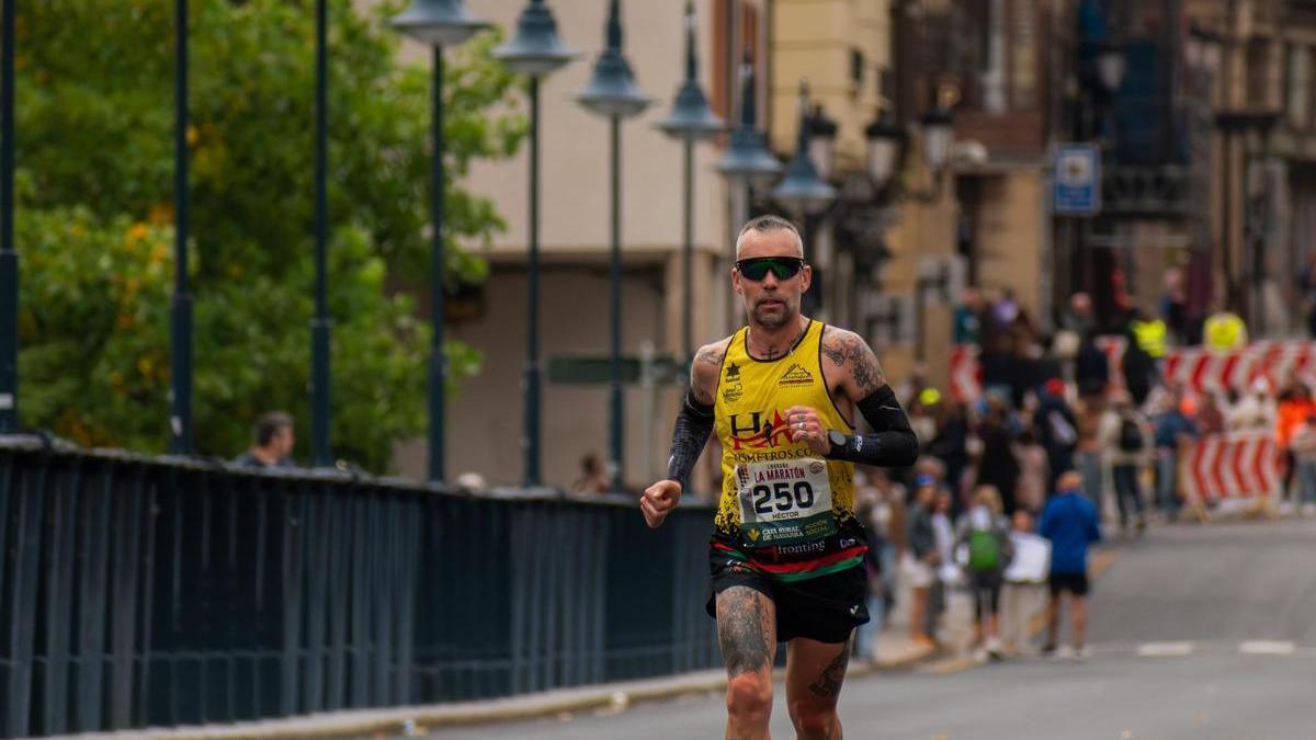 Héctor Moro, en el maratón de Logroño.