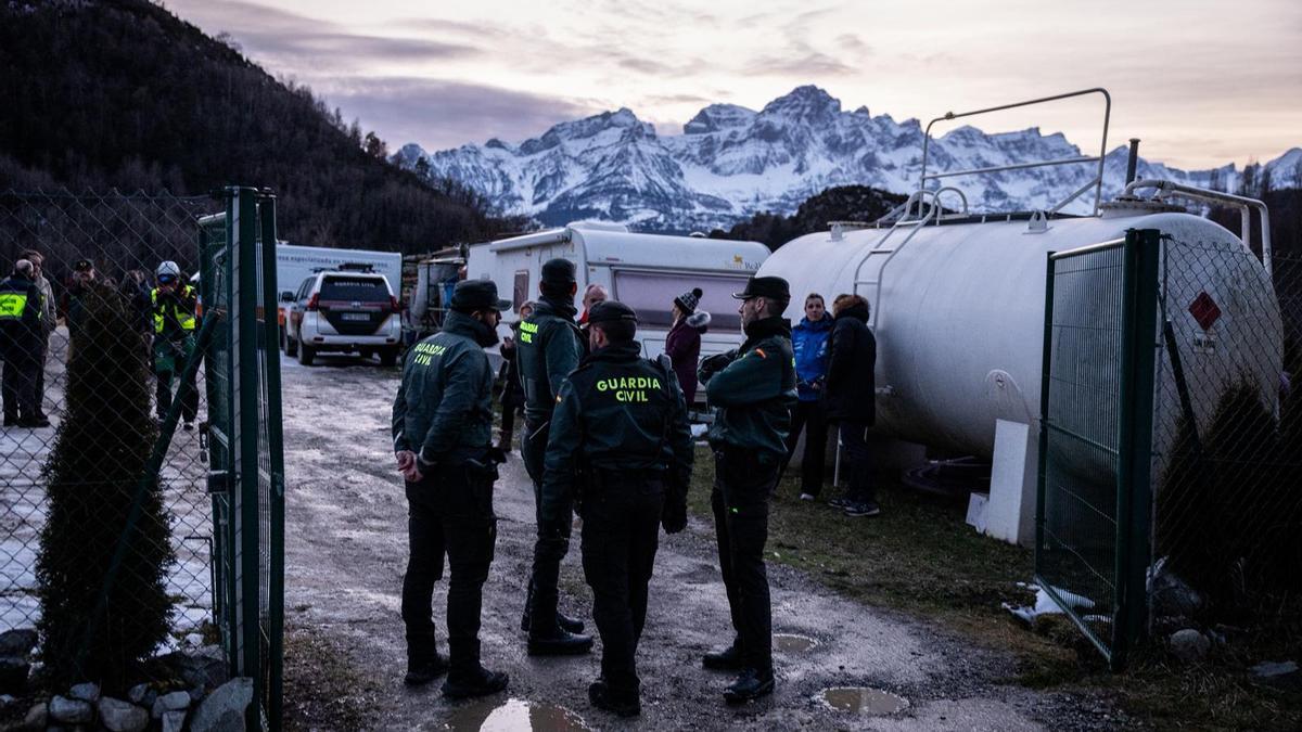 Helisuperficie de Panticosa, desde donde se ha dirigido el operativo de rescate de los tres montañeros fallecidos en el pico Tablato.