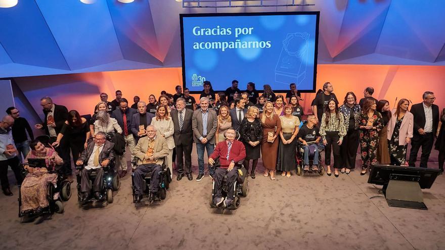 El acto celebrado anoche en el Auditorio fue una forma de celebrar el camino recorrido, pero también de mirar al futuro. En las imágenes, varios momentos de la ceremonia. | el día