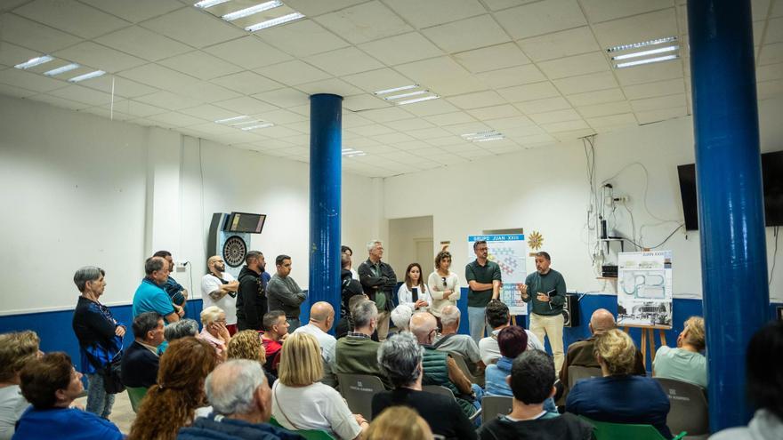 Reunión de Viviendas Municipales con los vecinos de Juan XXIII
