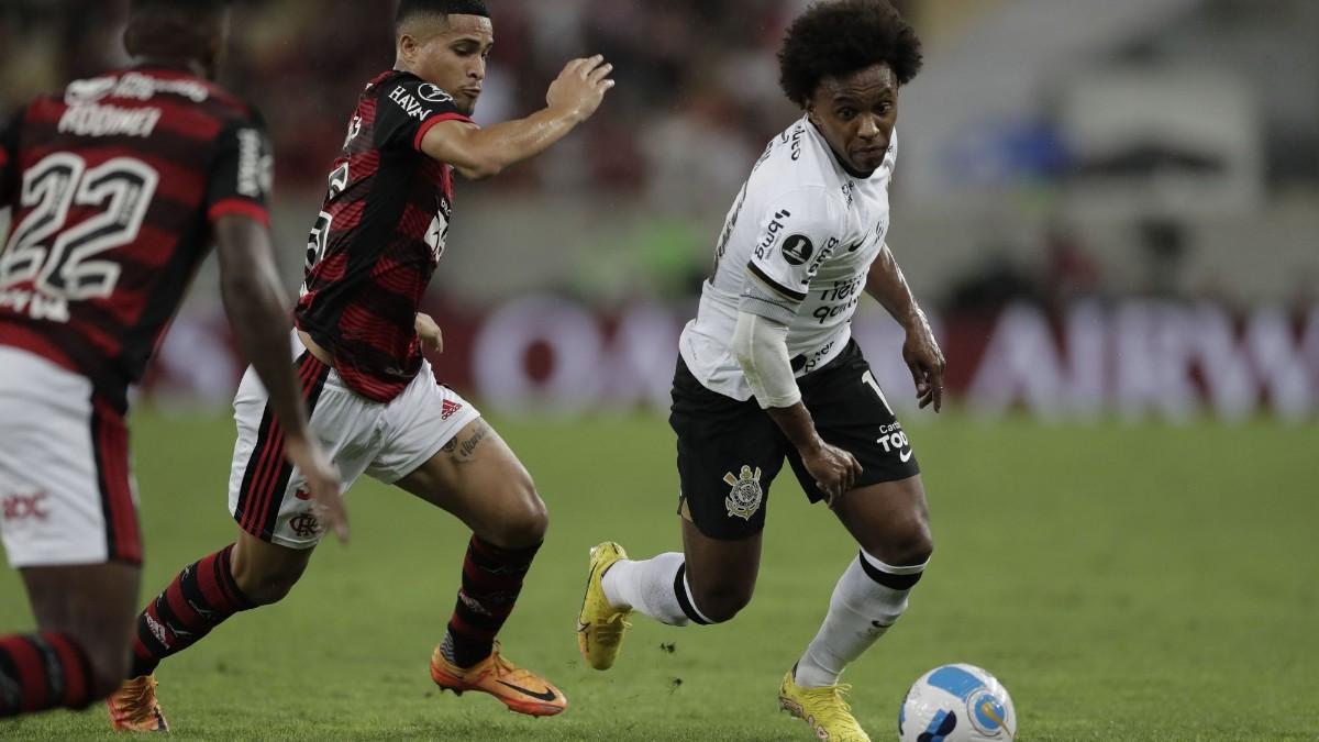 Willian, del Corinthinas, durante un partido frente al Flamengo