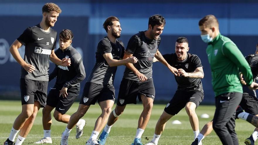 El Málaga CF realizó en la mañana de ayer el último entrenamiento de la semana y puso rumbo hacia tierras madrileñas