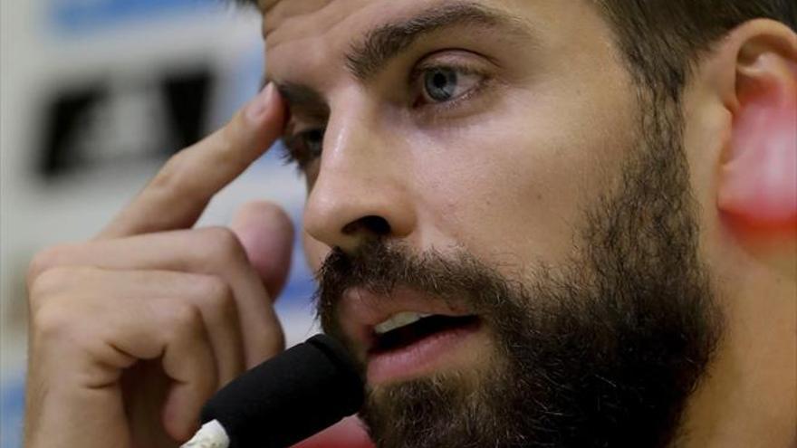 Piqué aparece conciliador y reitera su compromiso con la selección