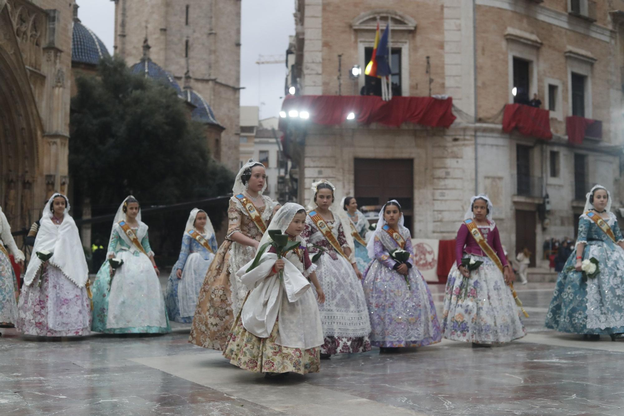 Búscate en el segundo día de ofrenda por la calle de la Paz (entre las 18:00 a las 19:00 horas)