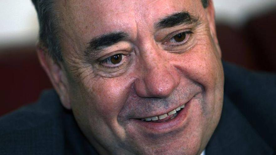 Salmond insta a registrarse para votar a 18 días del referéndum