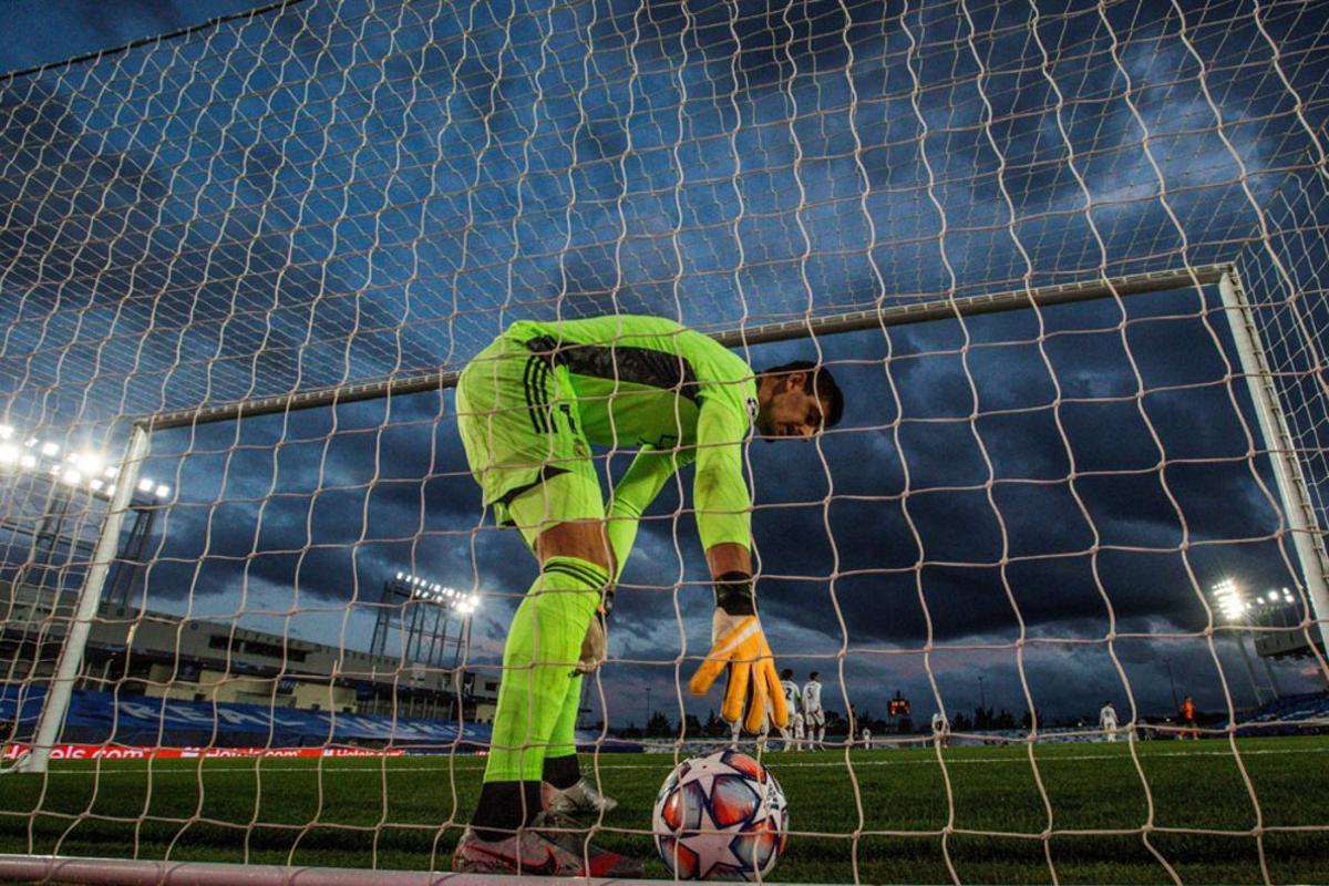Las imágenes de la derrota del Real Madrid ante el Shakhtar Donetsk, de la primera jornada de la Liga de Campeones en el estadio Alfredo di Stefano