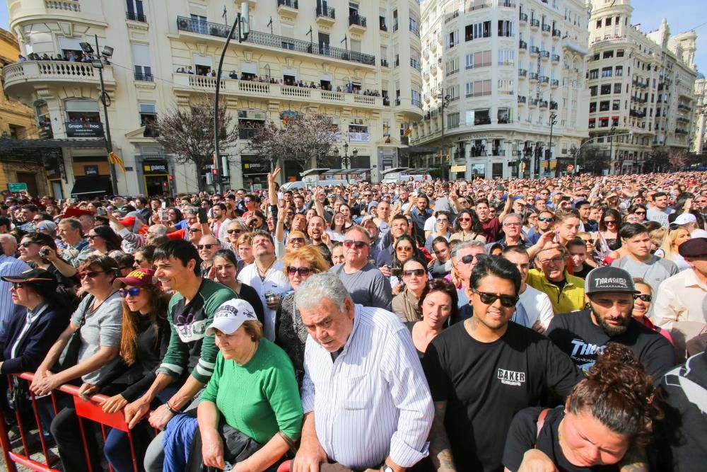 Búscate en la mascletà del 6 de marzo