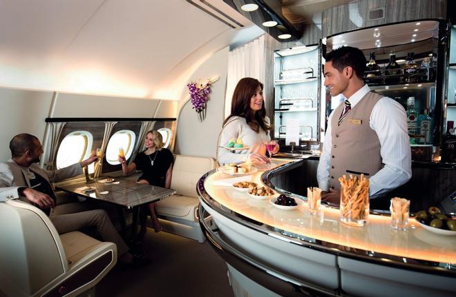 Bar a bordo del A380 de Emirates