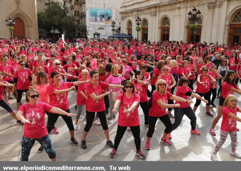 Marcha contra el cáncer de mama en Castellón