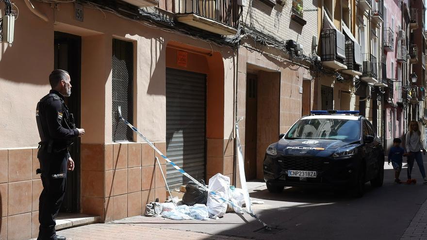 Estupor en la calle Boggiero de Zaragoza por la muerte violenta de una mujer