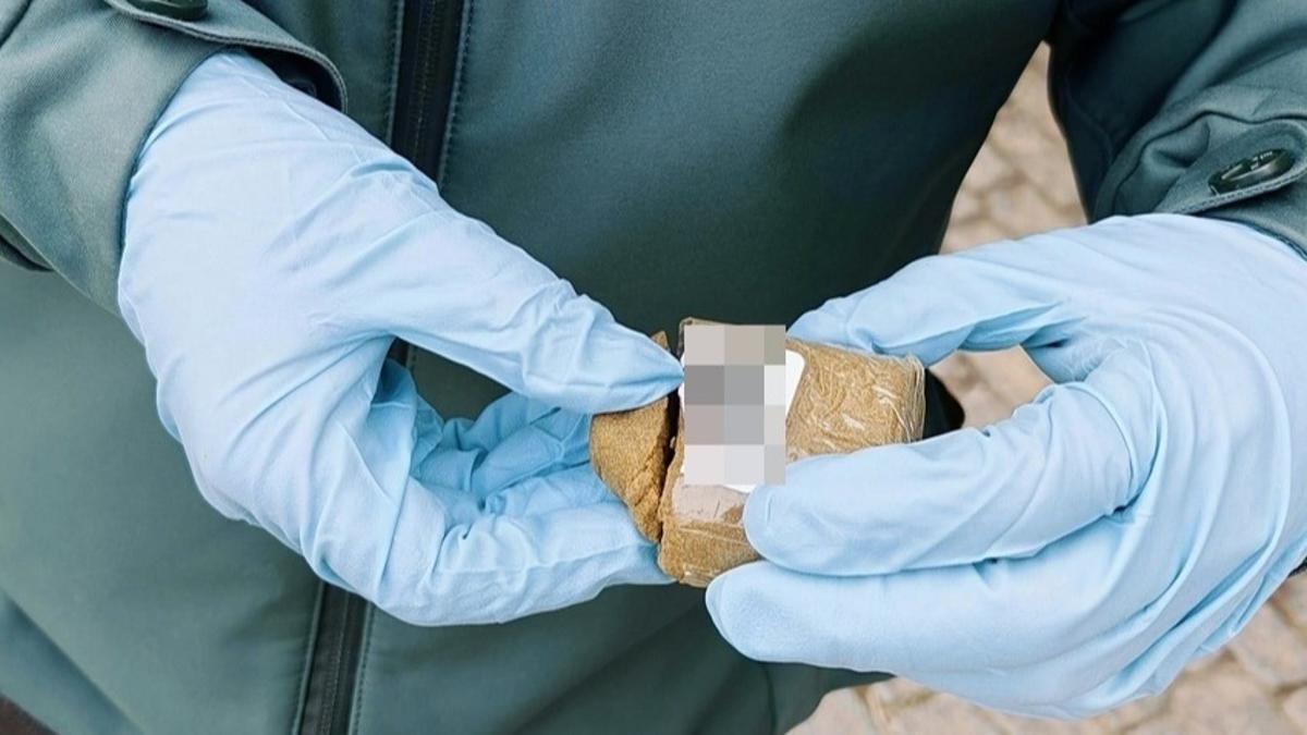 Hachís intervenido por la Guardia Civil en Puebla de Alcocer (Badajoz)