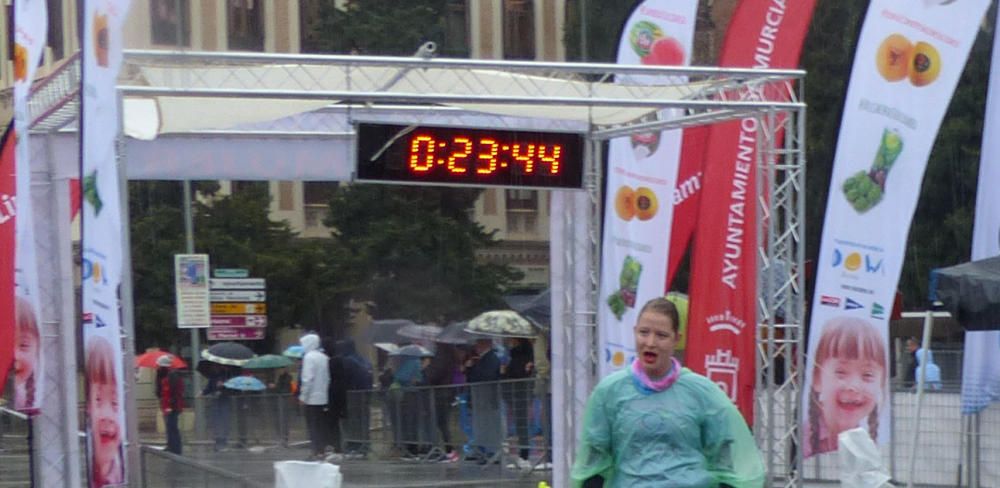 Llegada IV Carrera de la Mujer en Murcia (II)