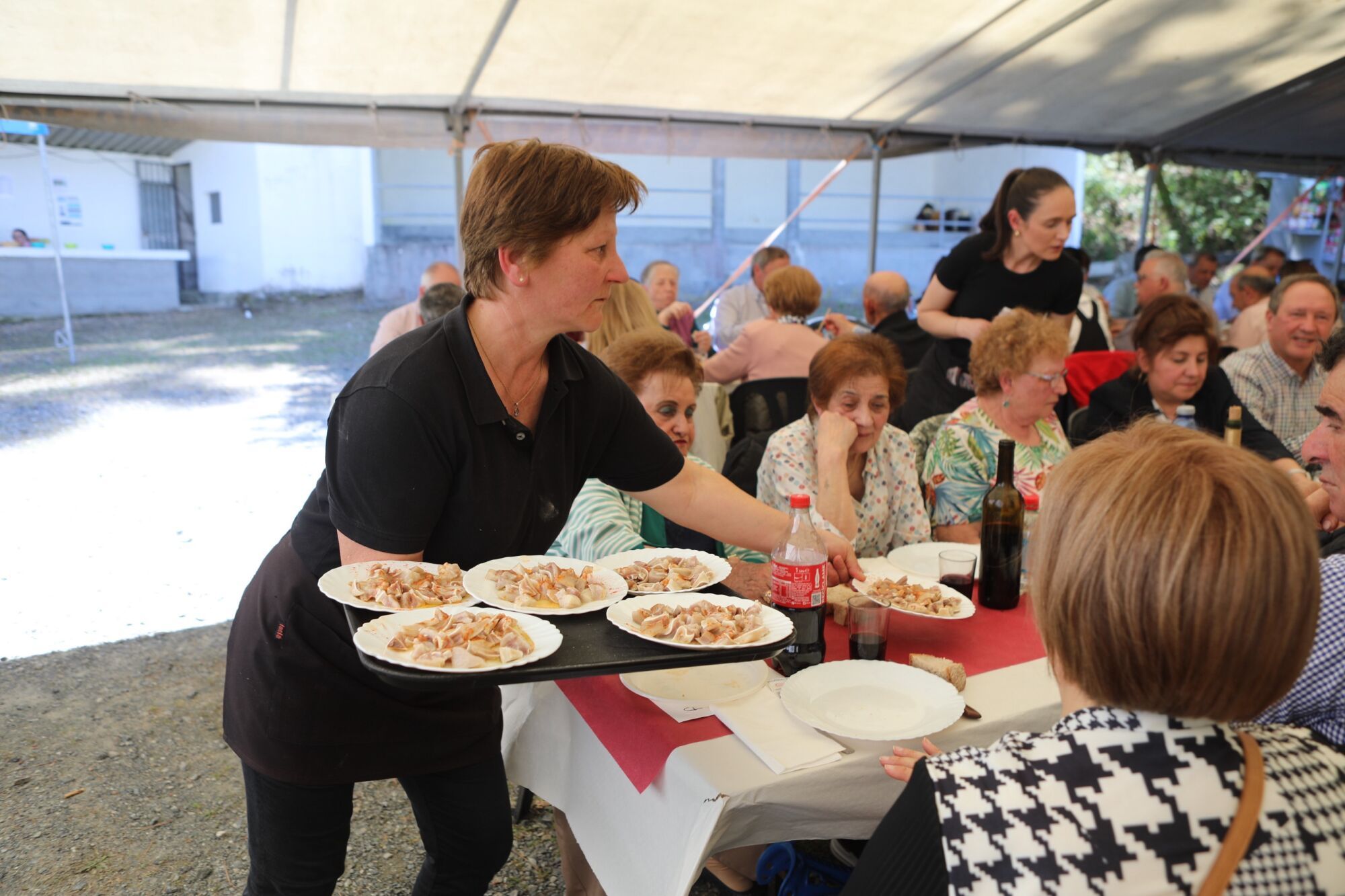 La XIII Romaría Enxebre Gastronómica de San Marcos reúne a casi 400 vecinos y visitantes