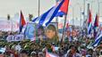 El règim munta una marxa en favor de Raúl Castro