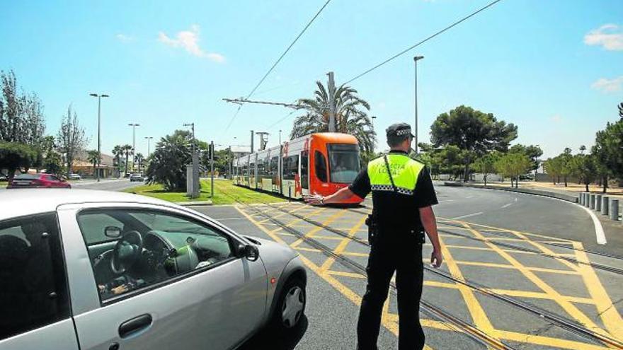 Imagen de las pruebas de la Línea 2 del TRAM que unirá Alicante con la Universidad.