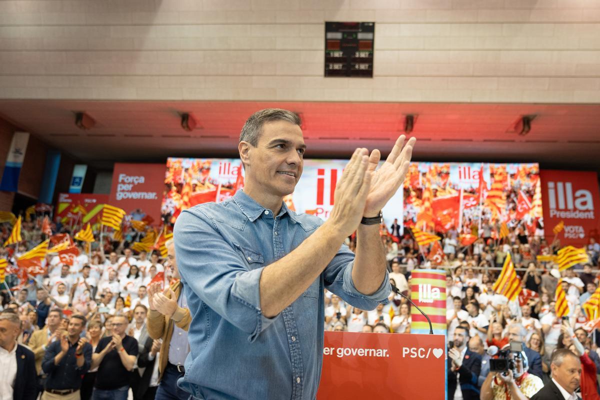 El presidente del Gobierno Pedro Sánchez, durante un mitin del PSC, en Pavelló Vall d’Hebron, a 10 de mayo de 2024, en Barcelona.