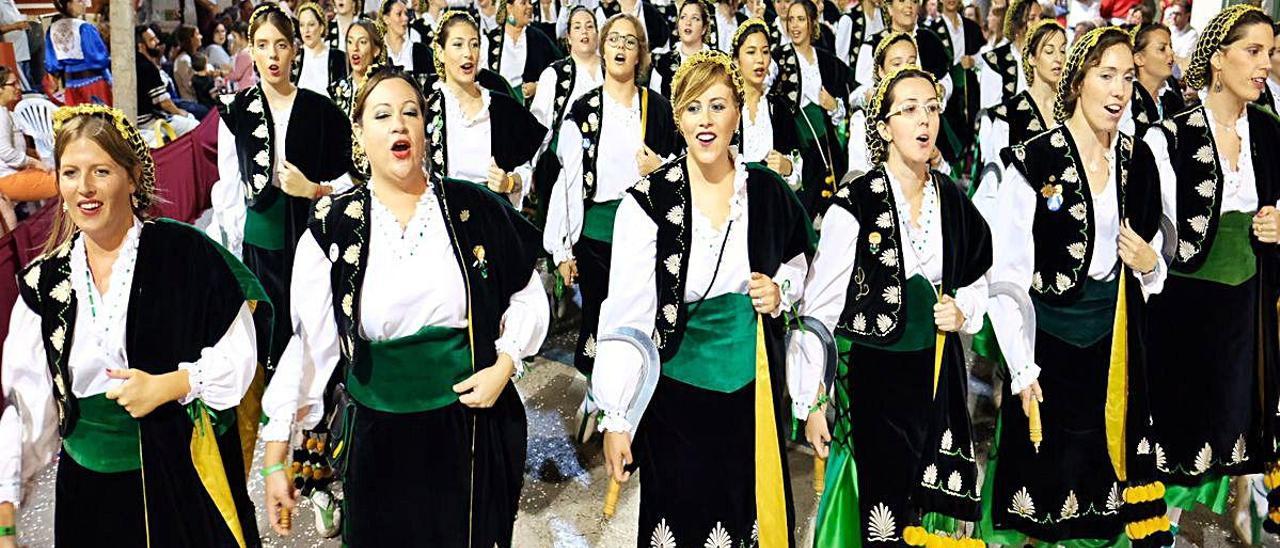 Uno de los desfiles celebrados en Villena el año pasado.