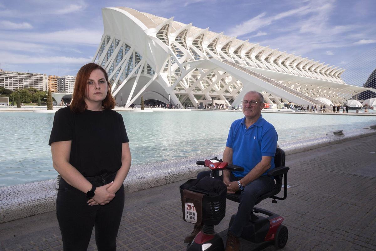 Saray Ruiz y Ernesto Martínez durante una entrevista para Levante-EMV con motivo del aniversario de la dana.