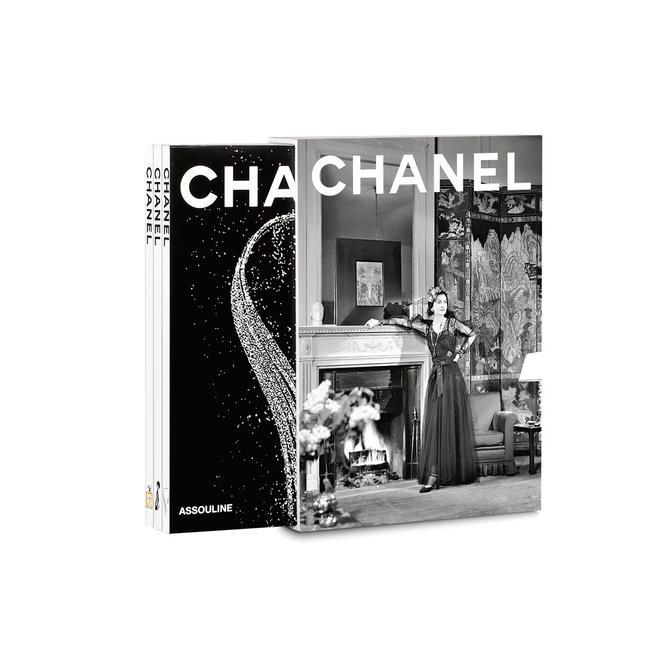 ‘Chanel set of 3 : fashion, jewelry &amp; watches’, de Anne Berest, Fabienne Reybaud y Marion Vignal