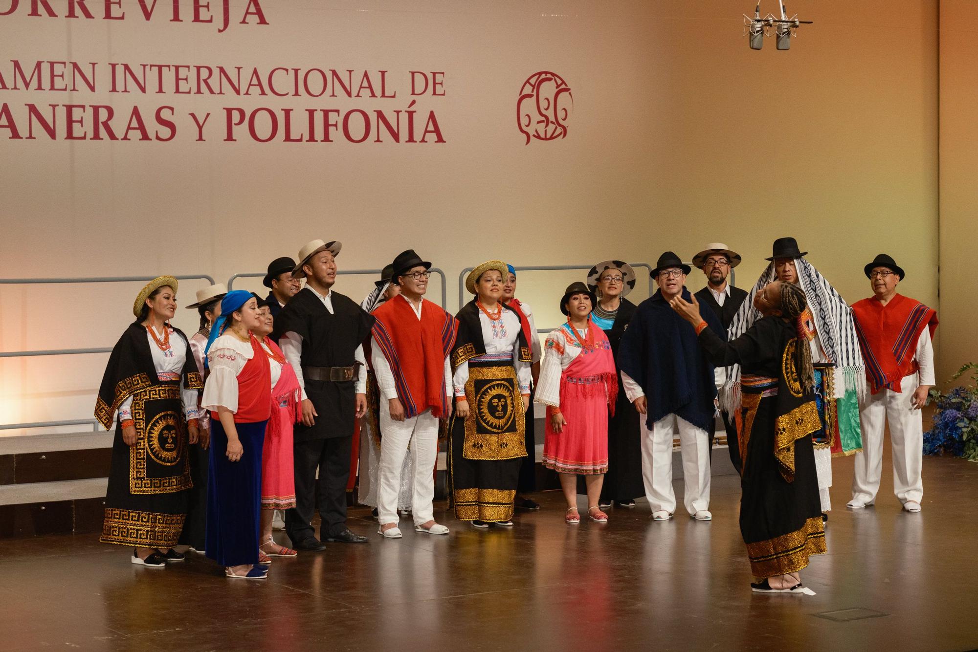 Aquí las imágenes de la tercera velada, primera de competición, del Certamen Internacional de Habaneras y Polifonía de Torrevieja