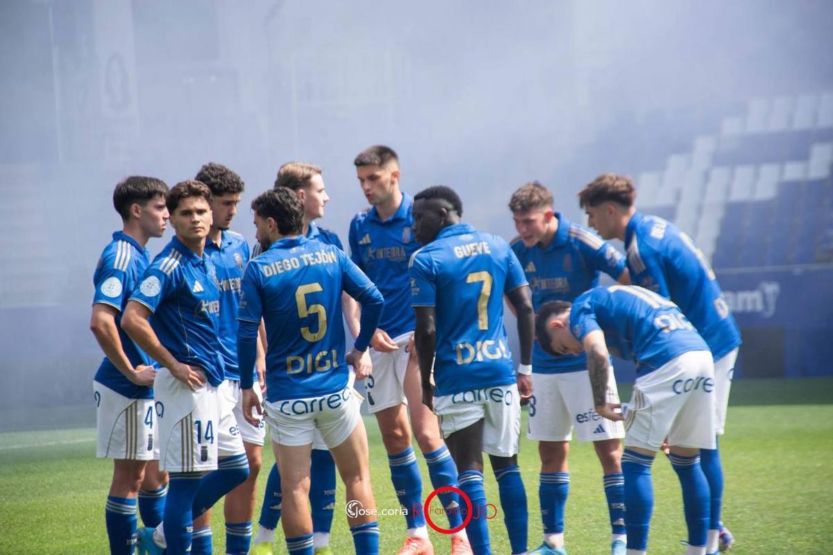 Fotogalería | Las imágenes de la celebración del Coria al subir a Primera Federación