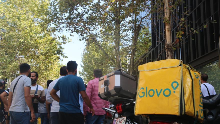 Glovo afegeix un &quot;multiplicador&quot; amb què riders denuncien que facturen menys