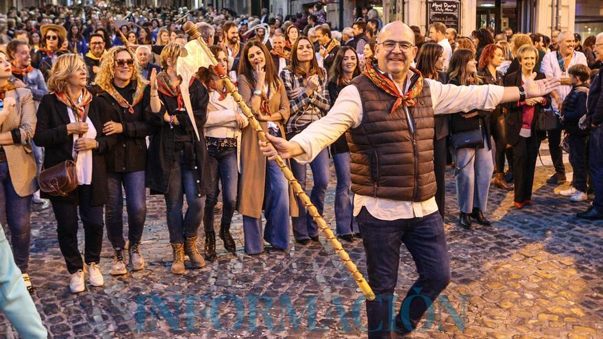 Las Entraetes culminan un intenso Mig Any de Alcoy