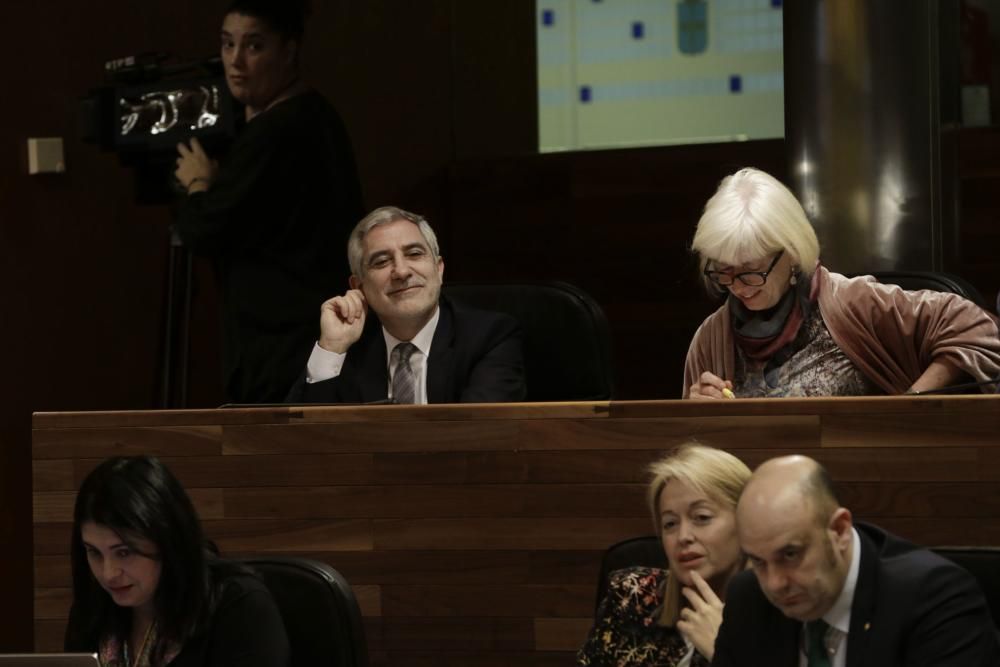 Debate en la Junta sobre los presupuestos asturianos