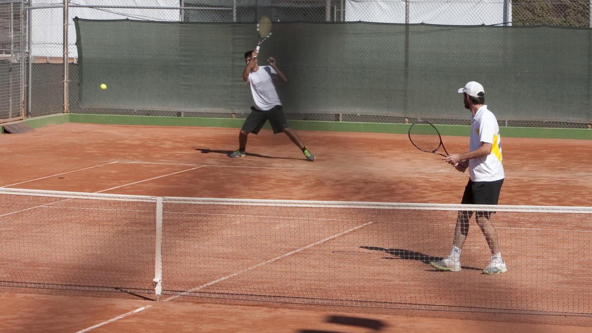 Tenistas en un torneo Orysol de Xàtiva, en una imagen de archivo